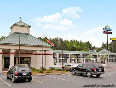 Days Inn By Wyndham Orangeburg South Εξωτερικό φωτογραφία