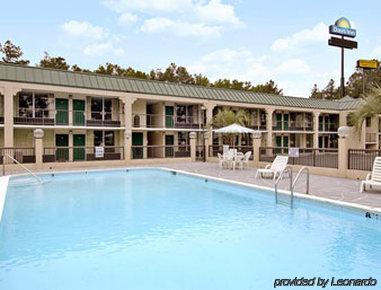 Days Inn By Wyndham Orangeburg South Εξωτερικό φωτογραφία